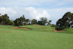 King Kamehameha 16th Approach